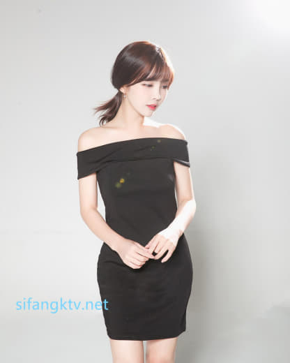 【2023_08_27】Inviting_my_top_fan_on_broadcasting_1st_lucky_draw_=.m4v